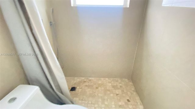 530 NW 99th Street, Miami, FL 33150