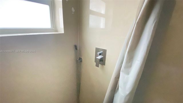 530 NW 99th Street, Miami, FL 33150