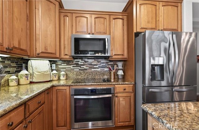 7619 Vista Rio, Highland, CA 92346