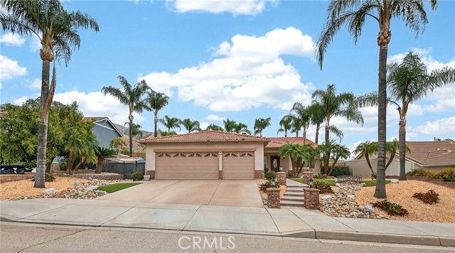 7619 Vista Rio, Highland, CA 92346