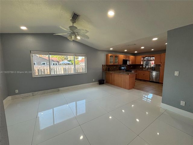 7099 NW 48th Ct, Lauderhill, FL 33319