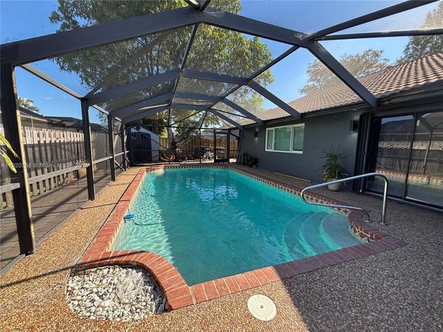 7099 NW 48th Ct, Lauderhill, FL 33319