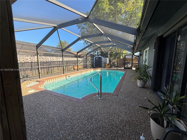 7099 NW 48th Ct, Lauderhill, FL 33319