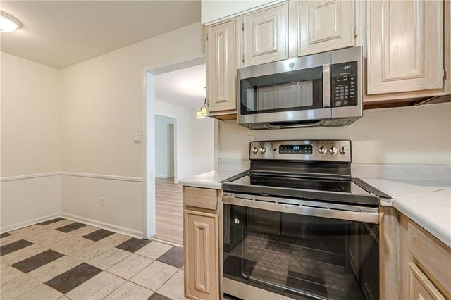 175 Maribeau Square NW, Atlanta, GA 30327