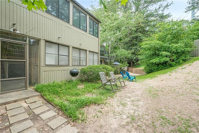 175 Maribeau Square NW, Atlanta, GA 30327