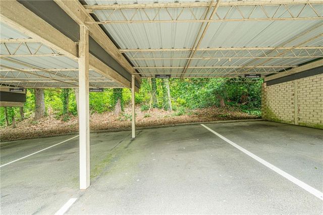 175 Maribeau Square NW, Atlanta, GA 30327