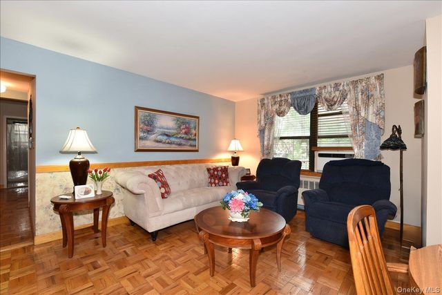 52-54 65th Place 1P, Maspeth, NY 11378