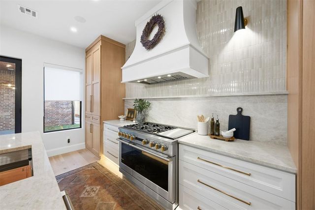 1129 NW 42nd Street, Oklahoma City, OK 73118