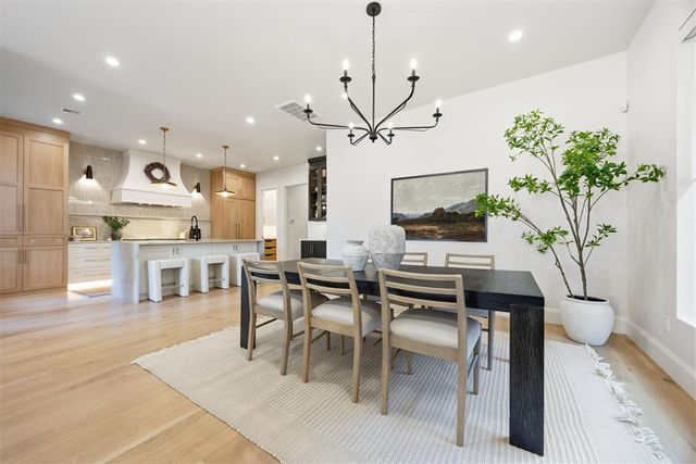 1129 NW 42nd Street, Oklahoma City, OK 73118