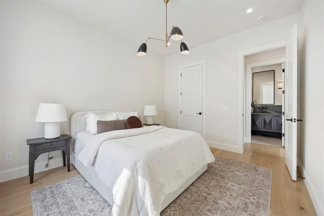 1129 NW 42nd Street, Oklahoma City, OK 73118