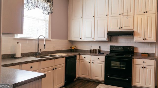 235 Cedric Street, Leesburg, GA 31763