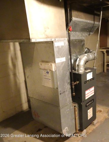 196 N Hagadorn Road, East Lansing, MI 48823