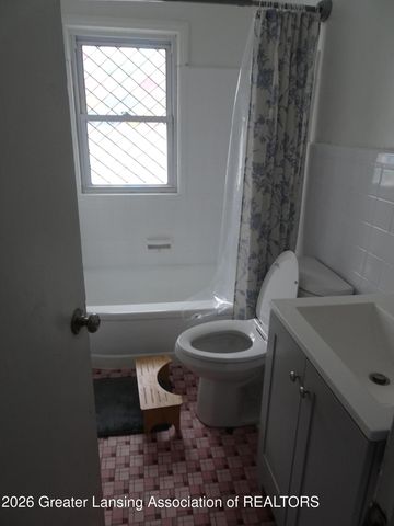 196 N Hagadorn Road, East Lansing, MI 48823