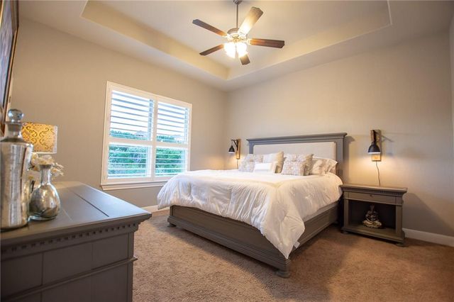 22521 Rock Wren RD, Spicewood, TX 78669