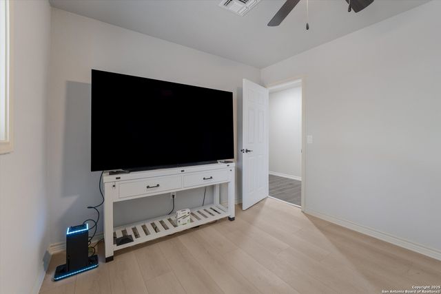 12859 Tarrytown St, San Antonio, TX 78233