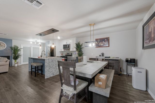 12859 Tarrytown St, San Antonio, TX 78233