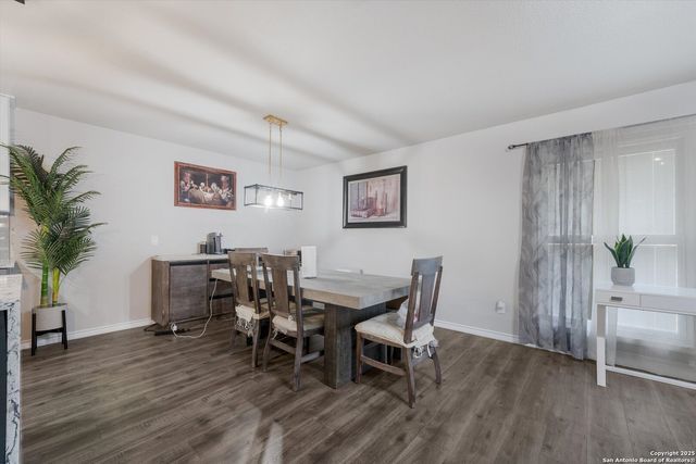 12859 Tarrytown St, San Antonio, TX 78233