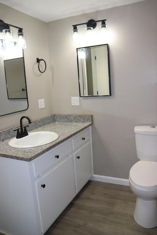 219 N Commercial Street, Seymour, MO 65746