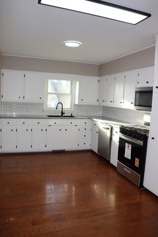 219 N Commercial Street, Seymour, MO 65746