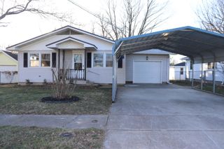 219 N Commercial Street, Seymour, MO 65746