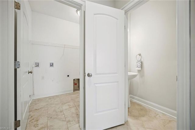 2511 Saint Martin DR, Suffolk, VA 23434