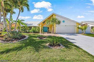 920 SE 33rd ST, Cape Coral, FL 33904