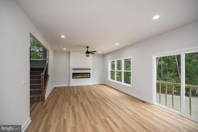 IGO RD, King George, VA 22485