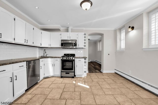 30 The Crescent C007, Montclair Twp., NJ 07042