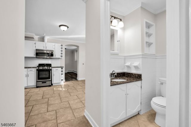 30 The Crescent C007, Montclair Twp., NJ 07042