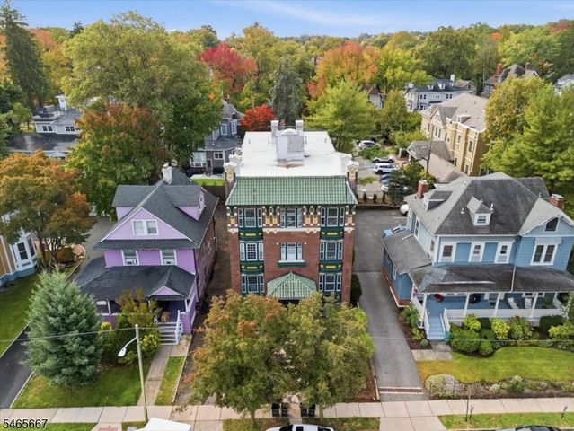 30 The Crescent C007, Montclair Twp., NJ 07042