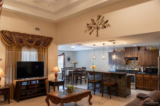 516 Robert Lane, Alamo, TX 78516