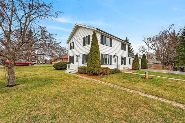 8200 N 44th STREET, Brown Deer, WI 53223