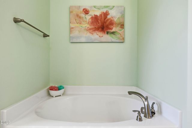 109 W Paige Wynd Drive, Angier, NC 27501