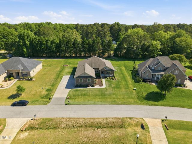 109 W Paige Wynd Drive, Angier, NC 27501
