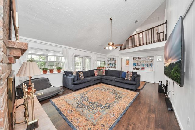 1502 Southern Pines Court, Houston, TX 77339