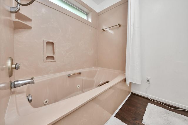 1502 Southern Pines Court, Houston, TX 77339