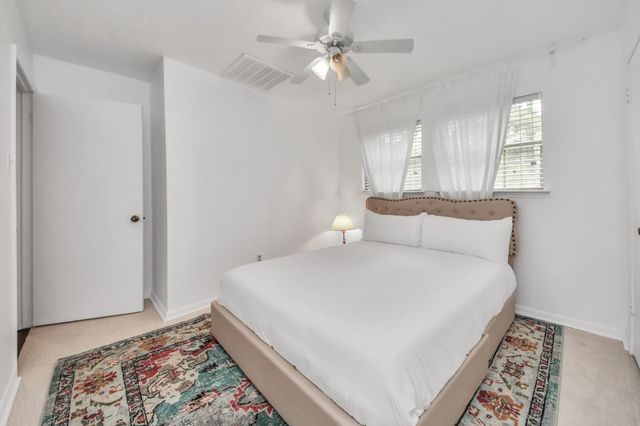 1502 Southern Pines Court, Houston, TX 77339