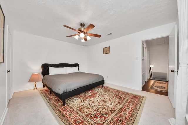 1502 Southern Pines Court, Houston, TX 77339