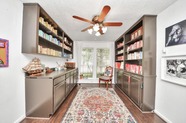 1502 Southern Pines Court, Houston, TX 77339