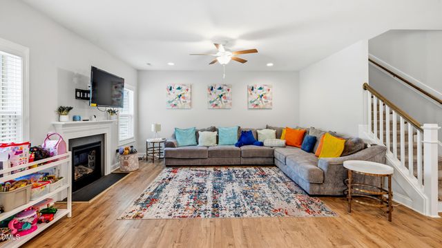 612 Deer Pond Way, Knightdale, NC 27545