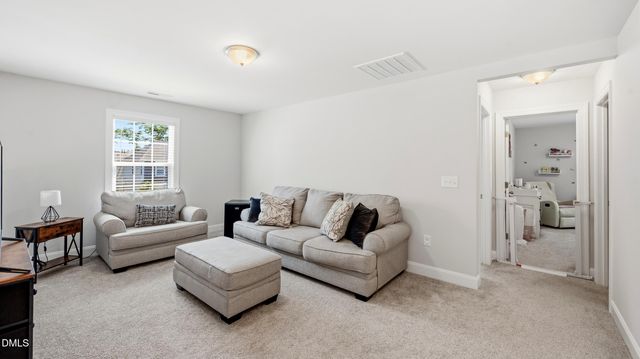 612 Deer Pond Way, Knightdale, NC 27545