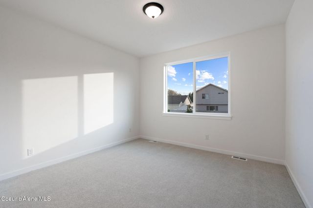 1742 W ALSEA LP, Post Falls, ID 83854