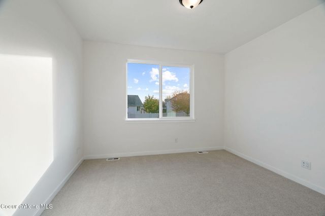 1742 W ALSEA LP, Post Falls, ID 83854