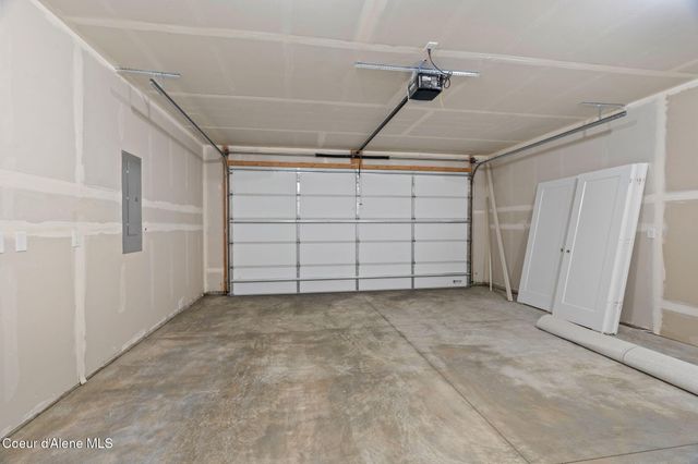 1742 W ALSEA LP, Post Falls, ID 83854