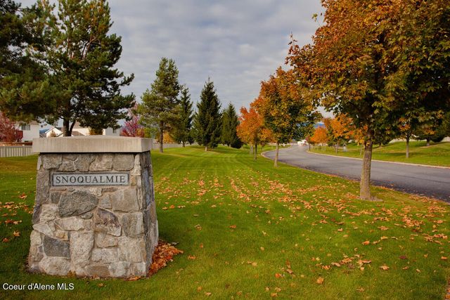 1742 W ALSEA LP, Post Falls, ID 83854