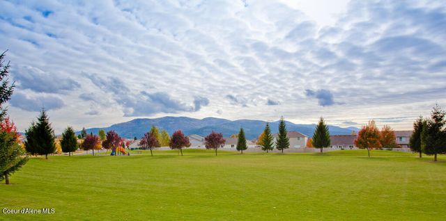 1742 W ALSEA LP, Post Falls, ID 83854