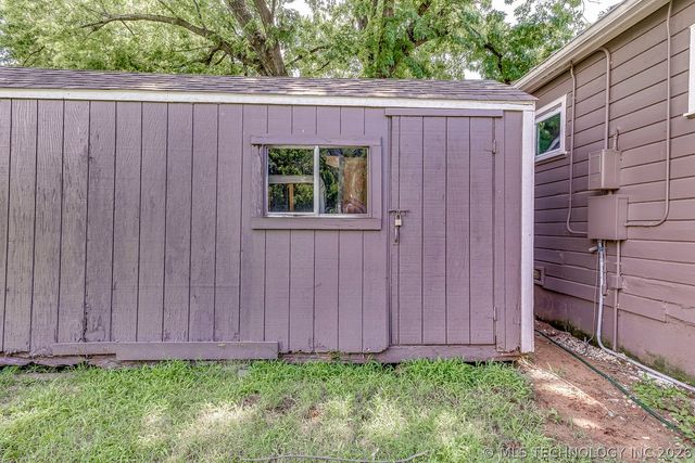 5609 W 3rd Street, Tulsa, OK 74127