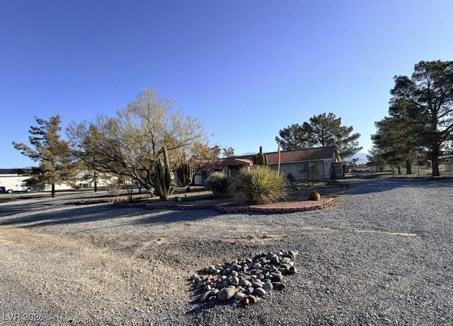 3611 Mallard Avenue, Pahrump, NV 89048
