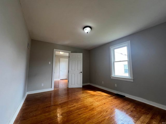 738 Keller Drive, New Haven, IN 46774