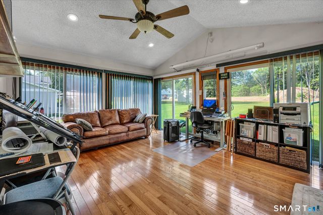 42 Lakeview Drive, Wolcott, CT 06716